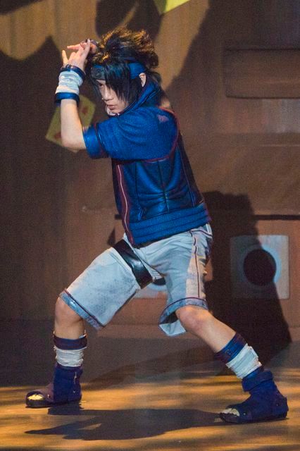 片手には「イチャパラ」が！舞台版「NARUTO」DVD発売記念イベントフォトギャラリー（6枚目）