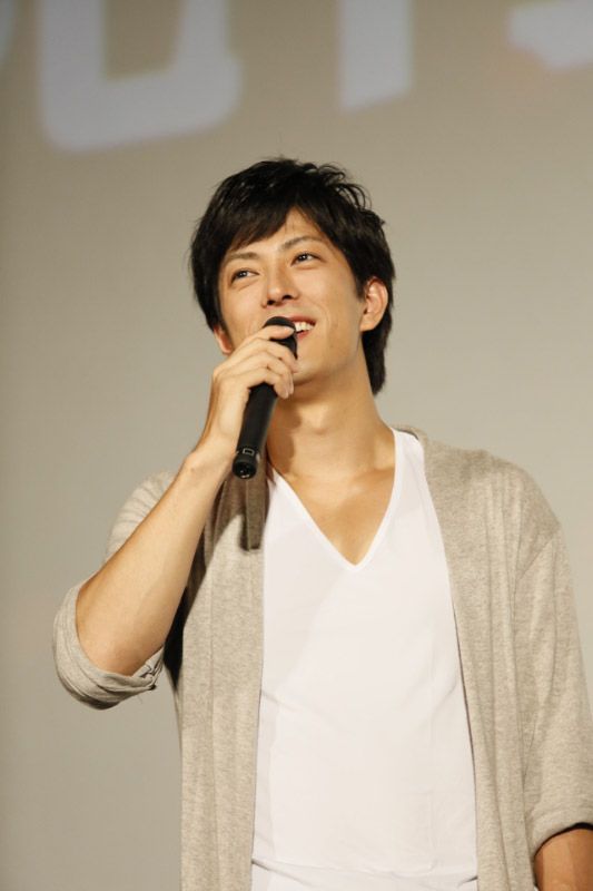 片手には「イチャパラ」が！舞台版「NARUTO」DVD発売記念イベントフォトギャラリー（21枚目）