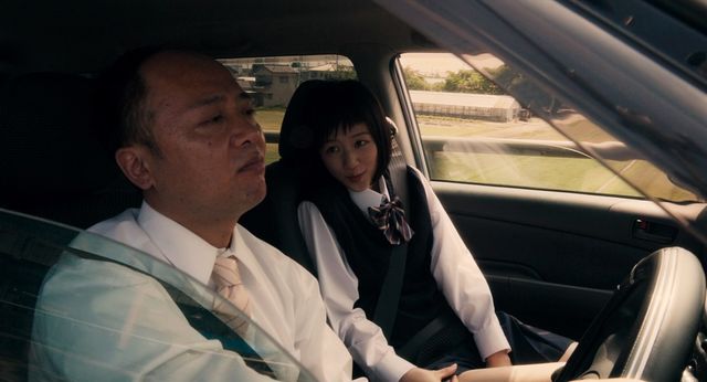 橋本愛＆柳ゆり菜のまぶしい制服姿！『ここは退屈迎えに来て』場面写真（5枚目）