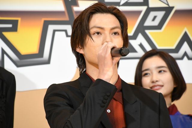 「ガッチャード」＆「ギーツ」メンバー集結！『仮面ライダー THE WINTER MOVIE』大ヒット御礼舞台あいさつ（8枚目）