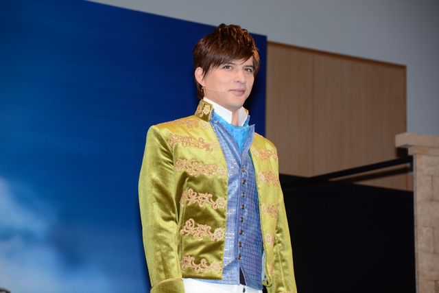 美しいガラスの靴に思わずうっとり…『シンデレラ』バレンタインイベントフォトギャラリー（4枚目）