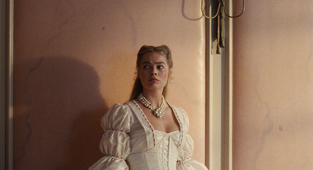 『嵐が丘』が首位デビュー