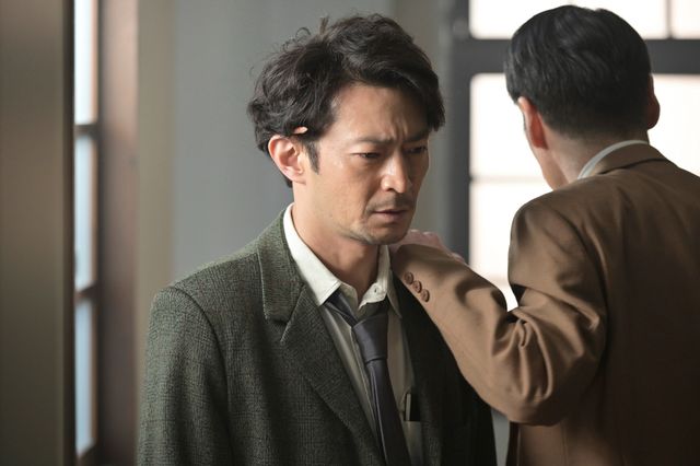 社内では猫を被っている琴子（鳴海唯）、のぶ（今田美桜）と目を合わせて…「あんぱん」第14週「幸福よ、どこにいる」第68回（5枚目）