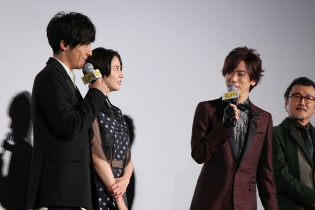 長澤まさみ＆高橋一生の笑顔がステキ！『嘘を愛する女』初日舞台あいさつ（12枚目）