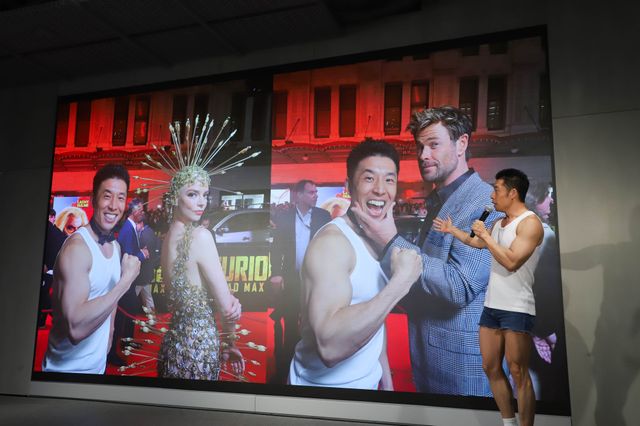 なかやまきんに君登場！「マッドワールドV8展」オープニングイベントの様子（4枚目）