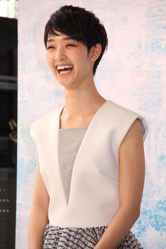 剛力彩芽、新たな「壁ドン」に挑戦！ドラマ「黒い画集」会見フォトギャラリー（4枚目）