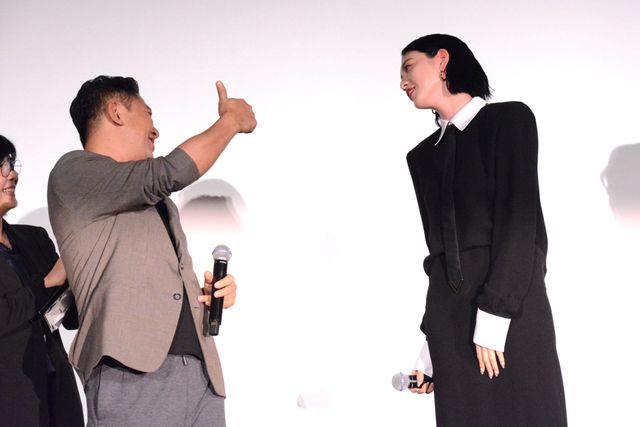 三吉彩花、流暢な韓国語であいさつ！Amazon Original 映画『ナックルガール』ワールドプレミア（5枚目）