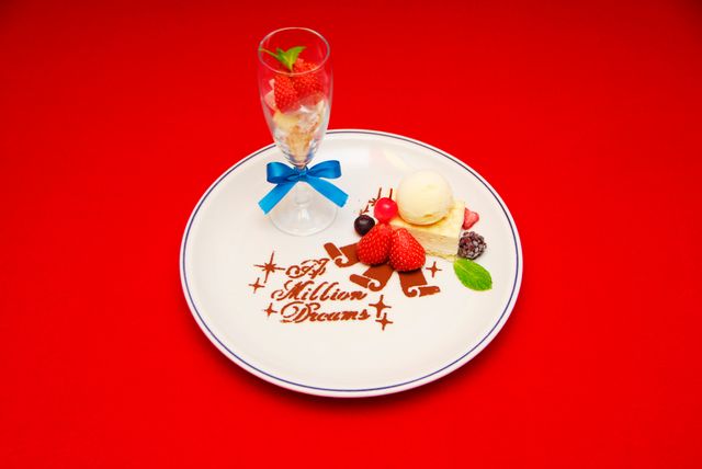 バーナムのジャケットを着て記念撮影ができる！『グレイテスト・ショーマン』コラボカフェ：フォトギャラリー