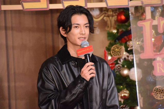 吉沢亮、中川大志、渡邊圭祐が登場　映画『ブラックナイトパレード』クリスマス出発式（7枚目）