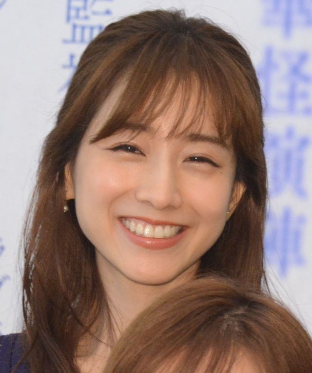 【7枚】危険な愛のトライアングル…「奪い愛、夏」囲み取材（4枚目）