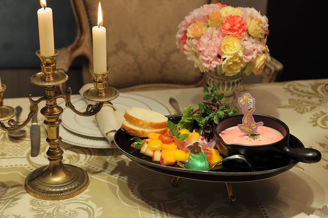 可愛すぎるメニュー！「美女と野獣」OH MY CAFE：フォトギャラリー