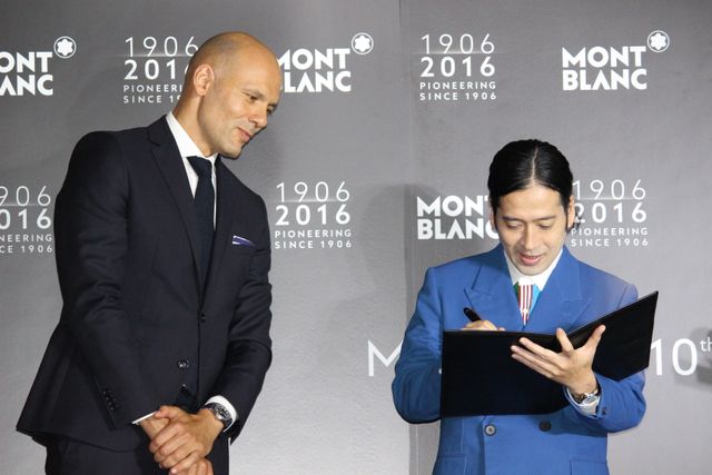 シャレオツ芥川賞作家芸人、又吉先生！「モンブラン」ブランド創立110周年セレモニー ギャラリー（8枚目）
