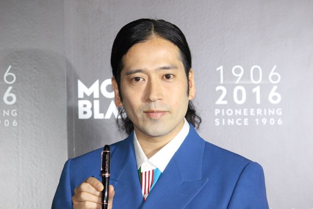 シャレオツ芥川賞作家芸人、又吉先生！「モンブラン」ブランド創立110周年セレモニー ギャラリー（10枚目）