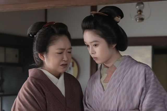 トキ（高石あかり）はクマ（夏目透羽）から逃げて…朝ドラ「ばけばけ」第97回の場面写真（3枚目）