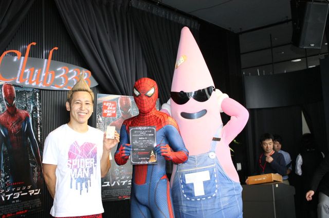 スパイダーマンとノッポン兄の熱い抱擁も！『アメイジング・スパイダーマン』の公開記念イベントフォトギャラリー（3枚目）