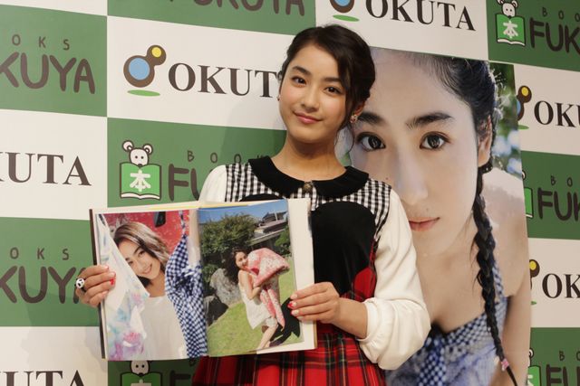 平愛梨の妹・祐奈、将来は「いけないことをやる役をやりたい」　画像ギャラリー（5枚目）