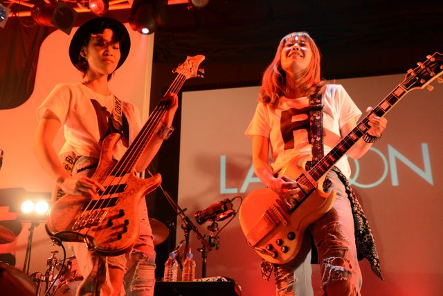 瀧本美織、初ライブで熱唱！フォトギャラリー（7枚目）