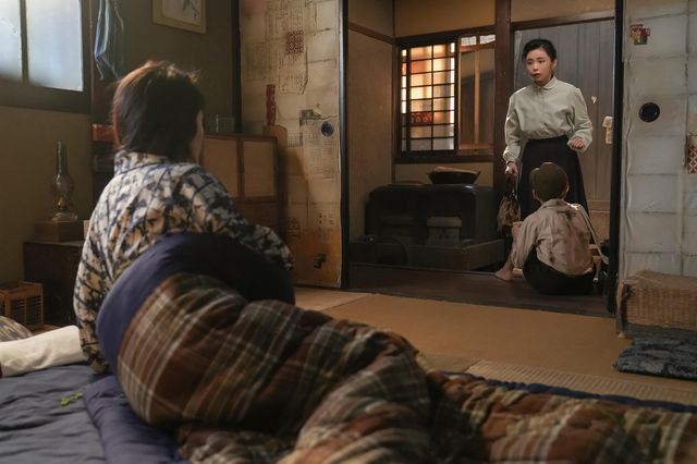 靴磨きの少年が…「ブギウギ」第94回の場面写真（3枚目）