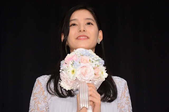 何歳で結婚したい？志田未来＆竜星涼の結婚願望は…映画『泣き虫ピエロの結婚式』フォトギャラリー（15枚目）