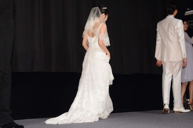 何歳で結婚したい？志田未来＆竜星涼の結婚願望は…映画『泣き虫ピエロの結婚式』フォトギャラリー（18枚目）