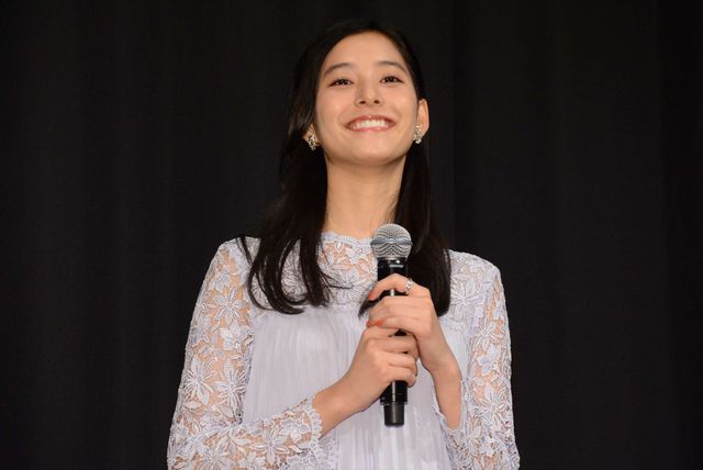 何歳で結婚したい？志田未来＆竜星涼の結婚願望は…映画『泣き虫ピエロの結婚式』フォトギャラリー（21枚目）