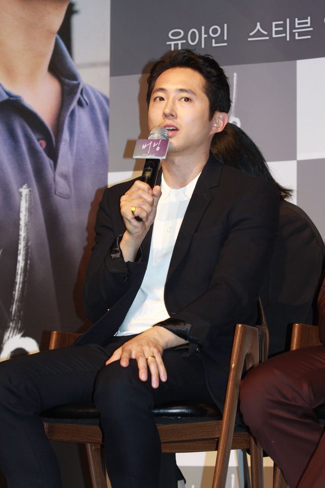 村上春樹「納屋を焼く」韓国で映画化　監督＆キャスト会見（17枚目）