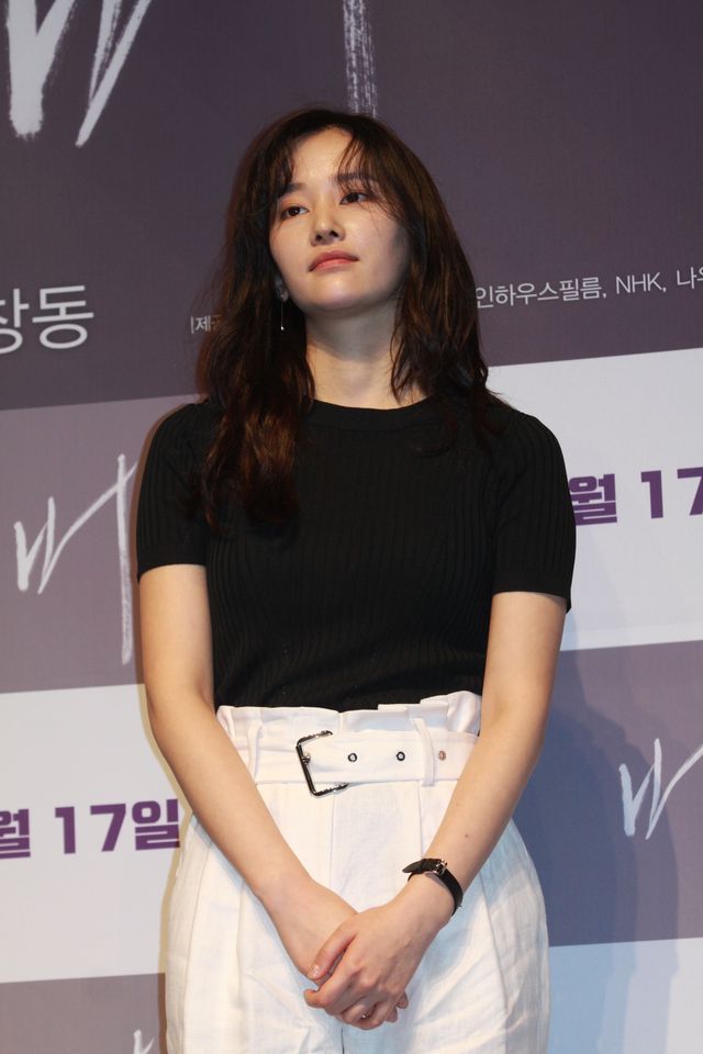 村上春樹「納屋を焼く」韓国で映画化　監督＆キャスト会見（24枚目）