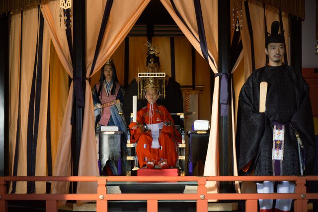 道長の孫が帝に！後一条天皇の即位式「光る君へ」第44回場面写真：フォトギャラリー