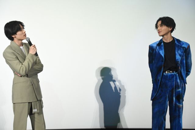 見つめ合う萩原利久＆八木勇征…「美しい彼」原作者からサプライズに喜び（2枚目）