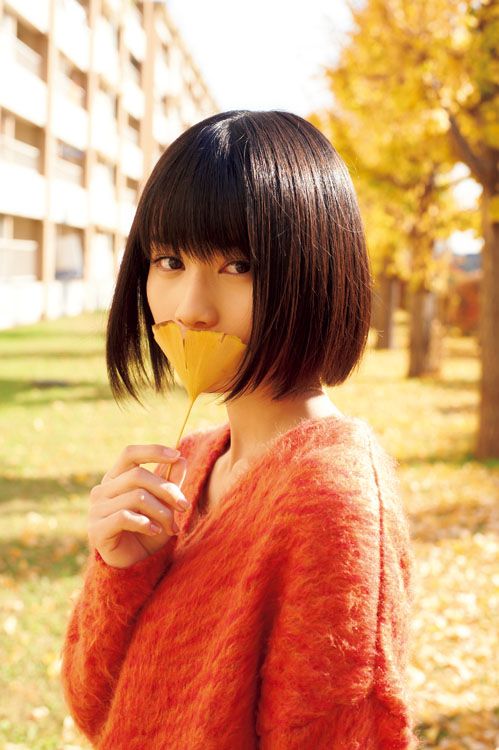 橋本愛初写真集「あいの降るほし」：フォトギャラリー