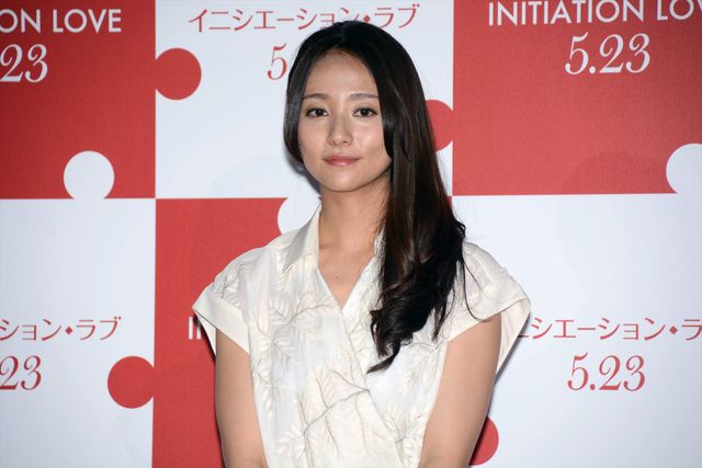 前田敦子＆木村文乃が華やかな衣装で登場！『イニシエーション・ラブ』完成報告会見フォトギャラリー（4枚目）