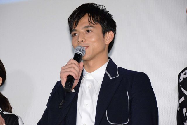 “スカジャンワンピース”がオシャレな高畑充希『ひるね姫　～知らないワタシの物語～』完成披露試写会 ギャラリー（11枚目）