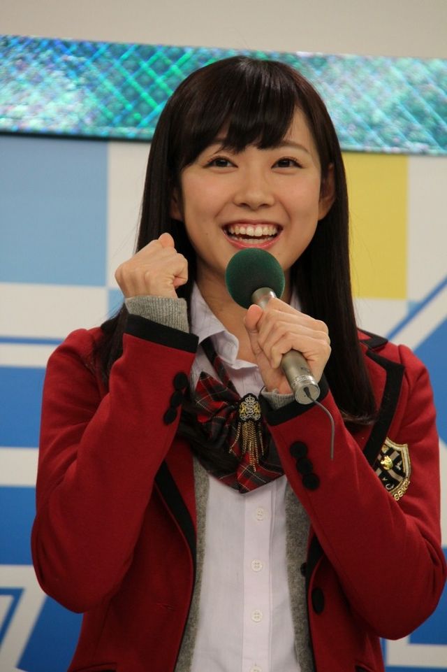 制服風の衣装でかわいい！NMB48会見フォトギャラリー（4枚目）