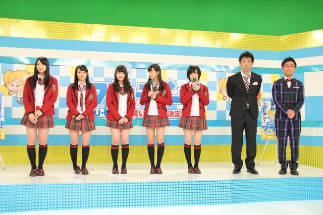 制服風の衣装でかわいい！NMB48会見フォトギャラリー（13枚目）