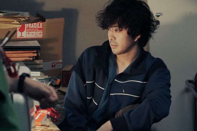 「アンメット」一体なんの肉？酒向芳の怪演も話題　第7話場面写真（4枚目）