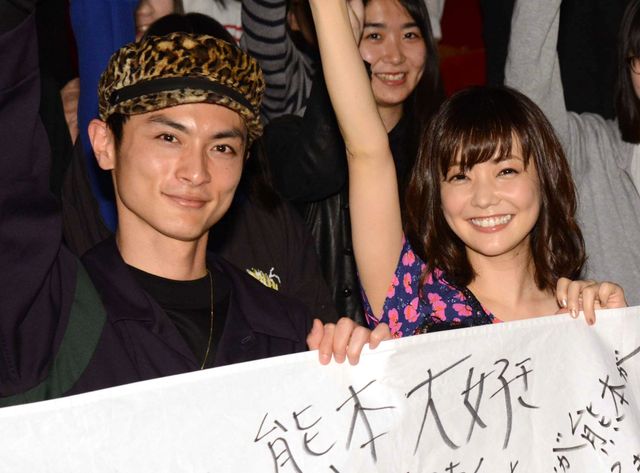 くまモンも登場！復興支援ドラマ「ともにすすむ サロン屋台村」無料上映会舞台あいさつ（9枚目）