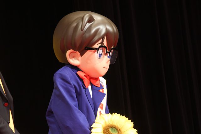 榮倉奈々と元KARAの知英、コナンに熱烈キス！フォトギャラリー（3枚目）