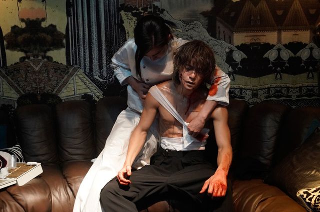 窪田正孝、肉体美あらわ…『Diner ダイナー』劇中カット公開：フォトギャラリー