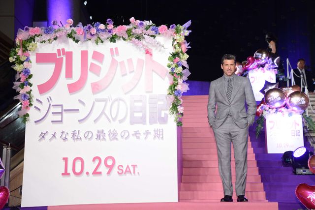 レニー、パトリックのエスコートで登場！『ブリジット・ジョーンズの日記』最新作JPプレミアフォトギャラリー（12枚目）