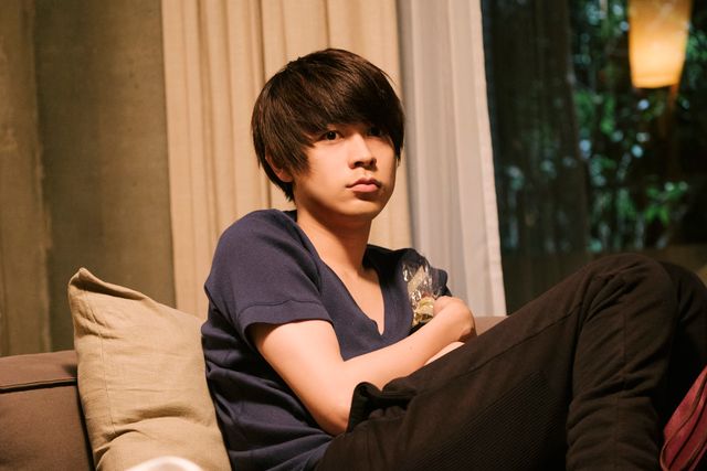 切ない恋心…『窮鼠はチーズの夢を見る』成田凌の新場面カット：フォトギャラリー