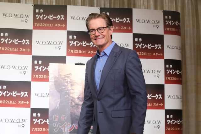 椿鬼奴、憧れのクーパー捜査官との対面に号泣（11枚目）