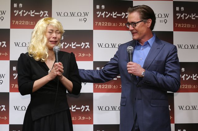 椿鬼奴、憧れのクーパー捜査官との対面に号泣（14枚目）