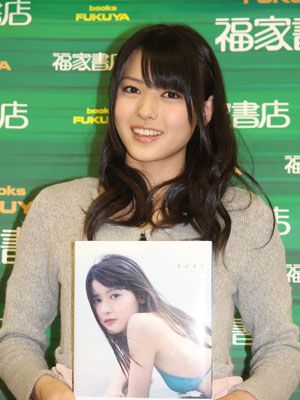 10代最後の写真集「タビオト」が発売中の℃-uteの矢島舞美