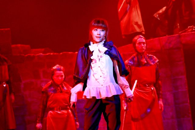 ももちが孤立!?「我らジャンヌ～少女聖戦歌劇～」ゲネプロフォトギャラリー（2枚目）