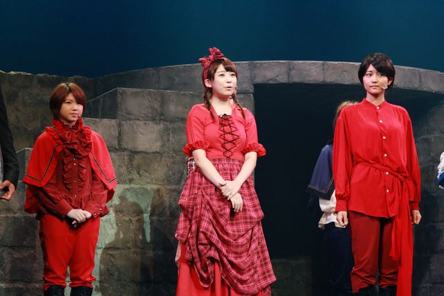 ももちが孤立!?「我らジャンヌ～少女聖戦歌劇～」ゲネプロフォトギャラリー（11枚目）