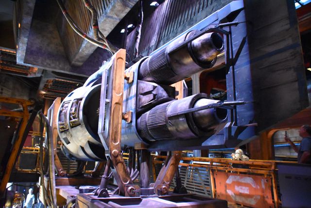 最速の船を操縦！ディズニー「ミレニアム・ファルコン：スマグラーズ・ラン」（3枚目）