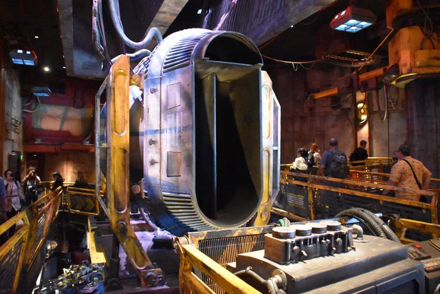 最速の船を操縦！ディズニー「ミレニアム・ファルコン：スマグラーズ・ラン」（4枚目）