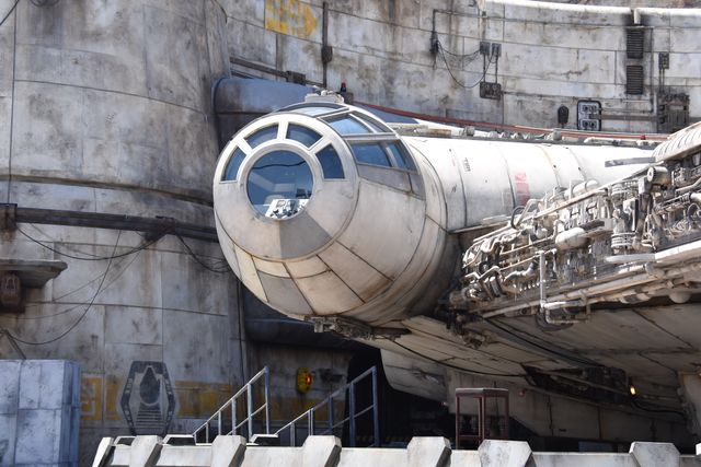 最速の船を操縦！ディズニー「ミレニアム・ファルコン：スマグラーズ・ラン」（13枚目）