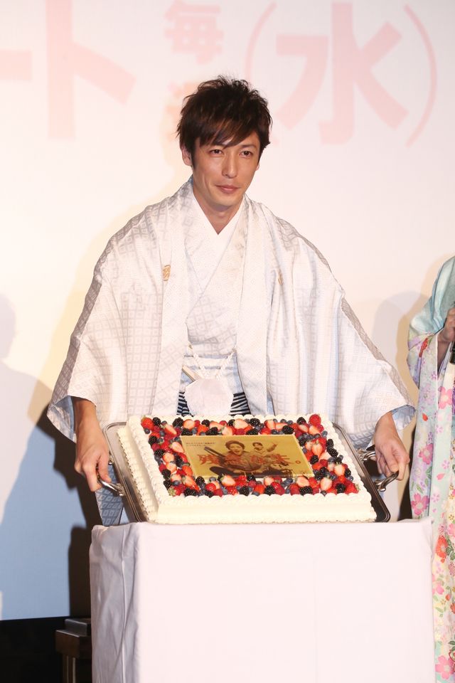 玉木宏、髪ばっさりの”恐妻”倉科カナに「かわいい」　画像ギャラリー（4枚目）