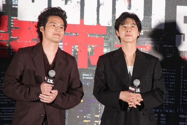 水上恒司＆ユンホ（東方神起）、サプライズゲストとハグ！『TOKYO BURST-犯罪都市-』公開直前イベント（8枚目）